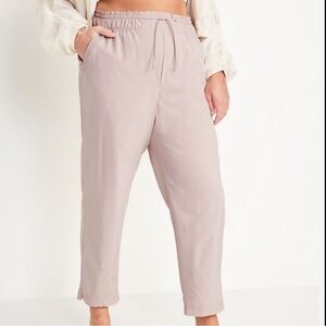 Old Navy | High-Waisted | StretchTech | Taper Pants